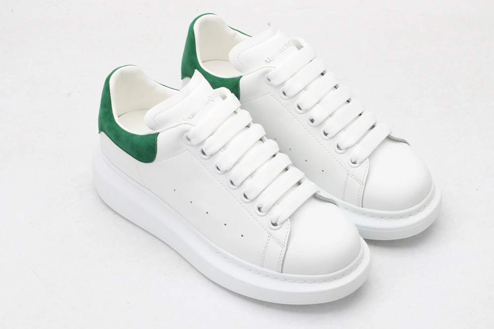 A*exander M*queen Sneaker Bright 3227