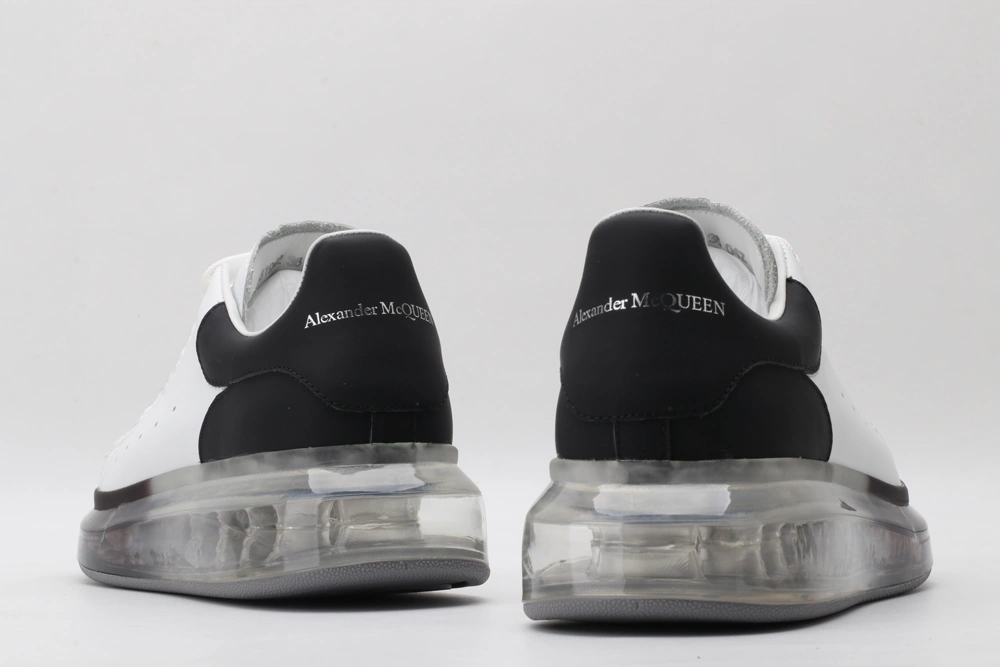 NewStyle A*exander M*queen Sneaker 3243