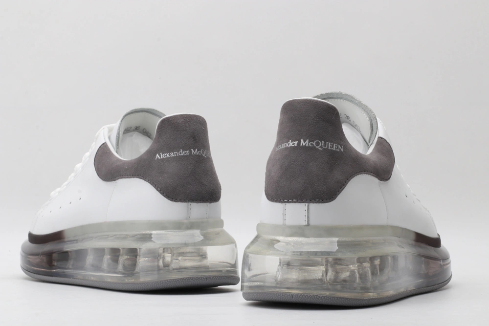 Tailored A*exander M*queen Sneaker 3238