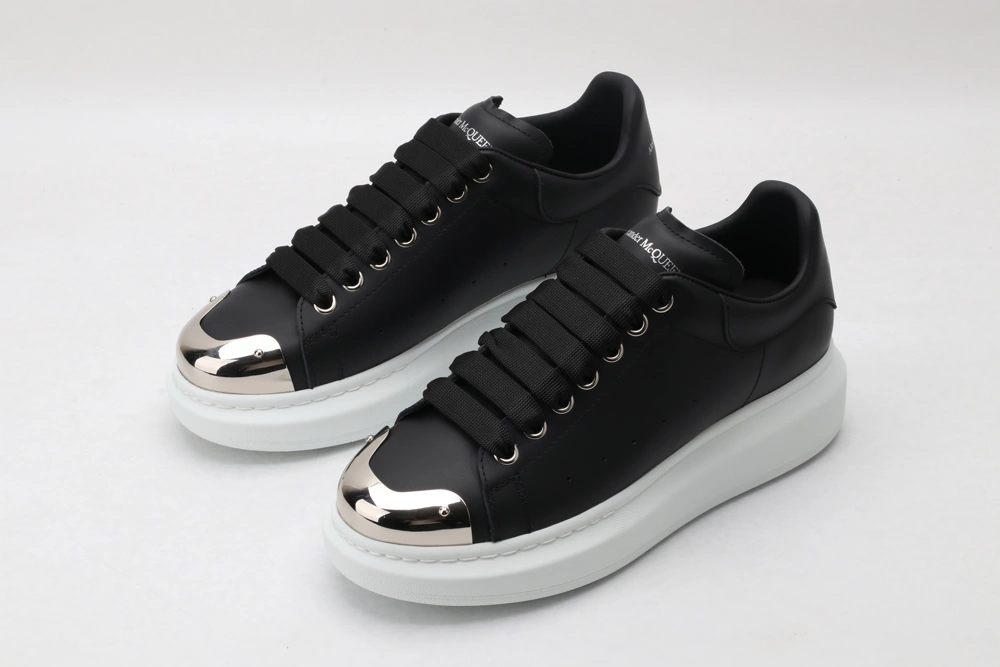 Trendy A*exander M*queen Sneaker 3280