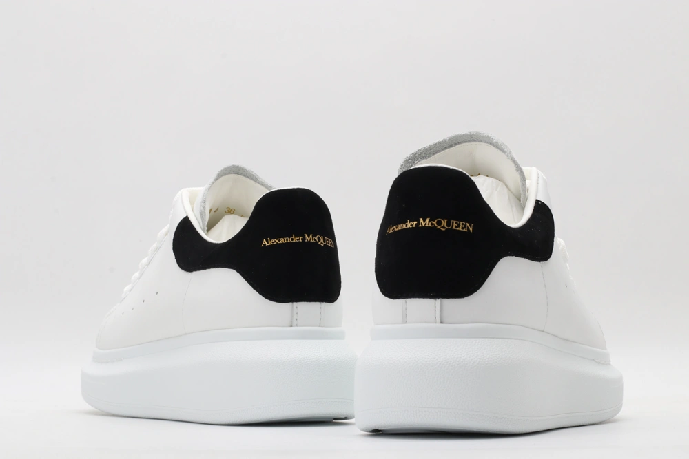 Seasonal A*exander M*queen Sneaker 3333