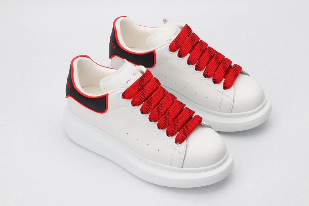 A*exander M*queen Sneaker AllSeason 3351