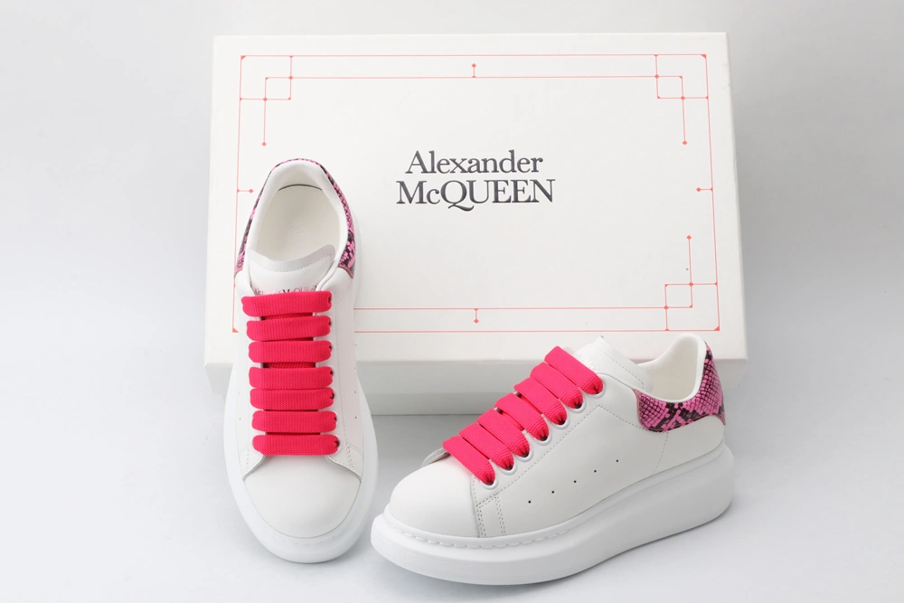 Effortless A*exander M*queen Sneaker 3344