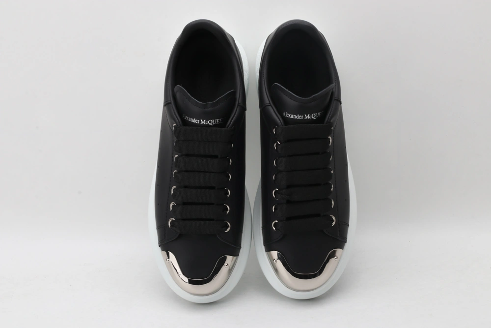 Trendy A*exander M*queen Sneaker 3280