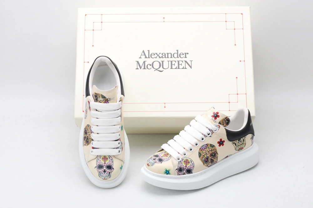 Stretchable A*exander M*queen Sneaker 3246