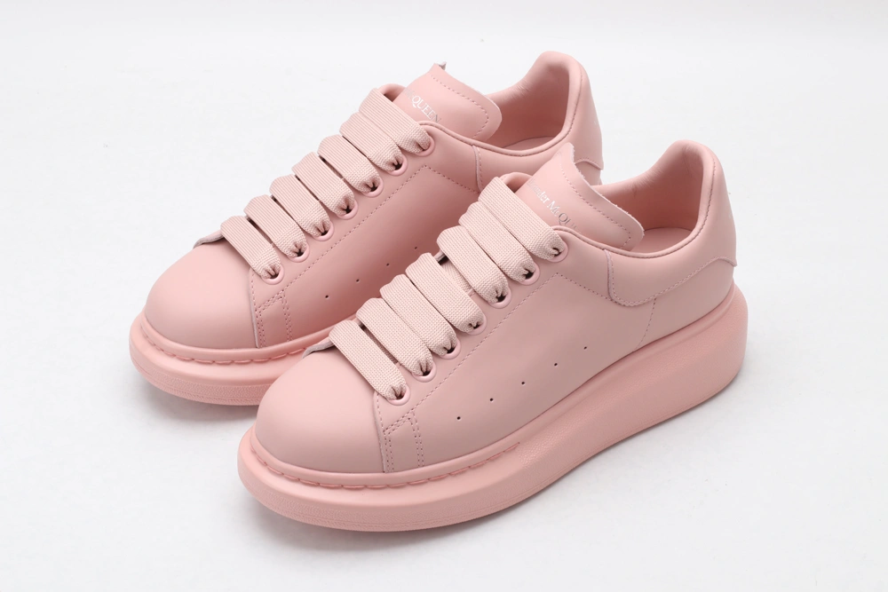 A*exander M*queen Sneaker Chic 3233