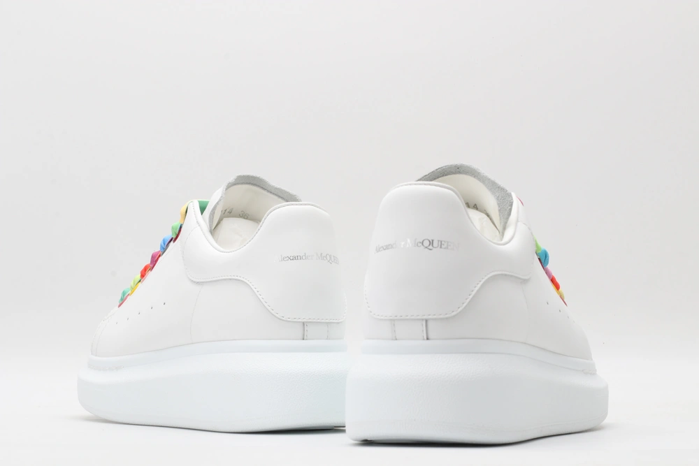 Comfortable A*exander M*queen Sneaker 3329
