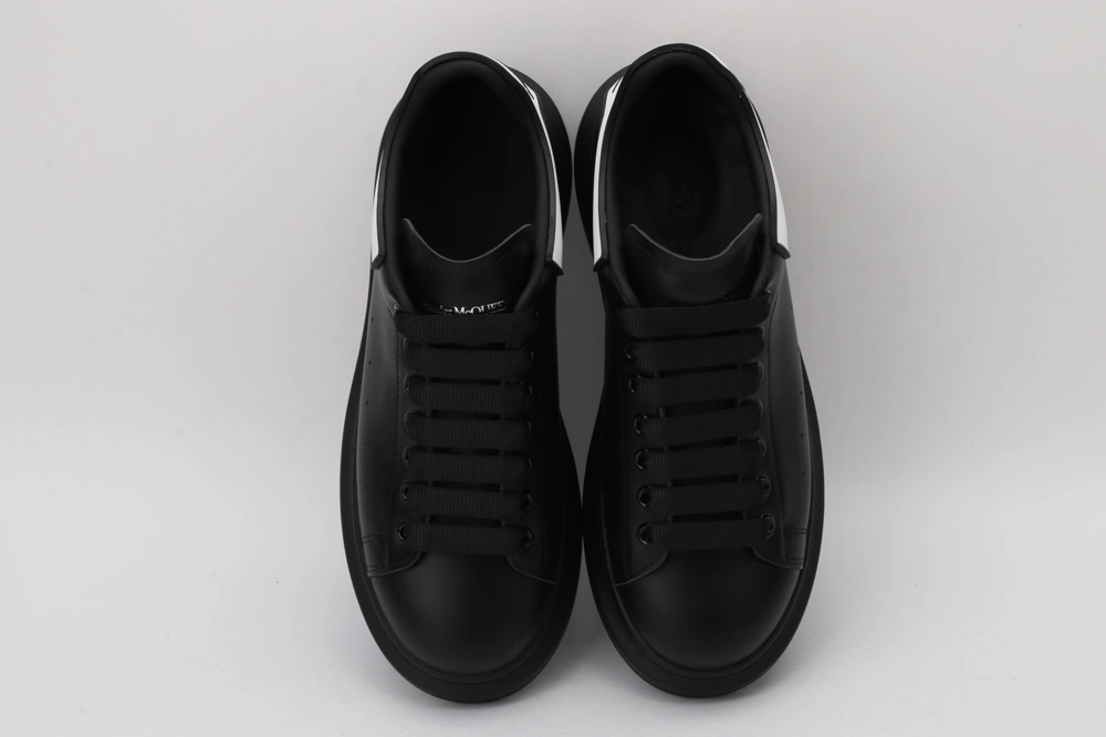 HighPerformance A*exander M*queen Sneaker 3355