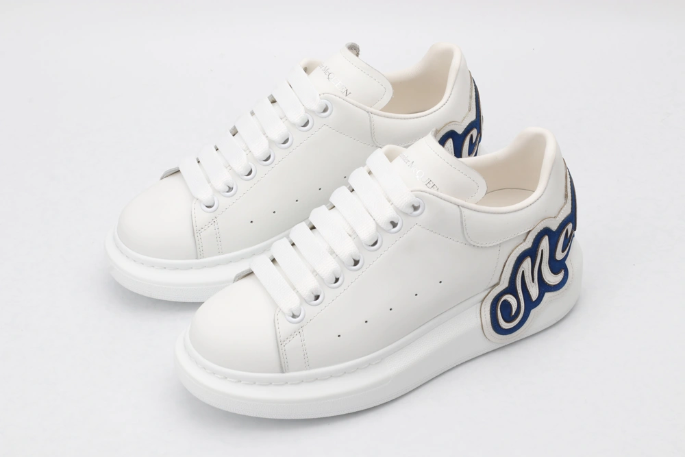 Cozy A*exander M*queen Sneaker 3209