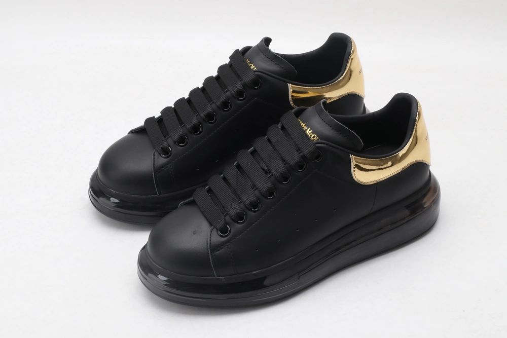 A*exander M*queen Sneaker Sporty 3319