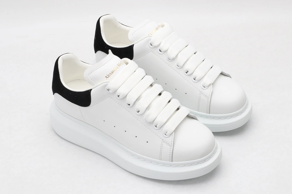 Seasonal A*exander M*queen Sneaker 3333