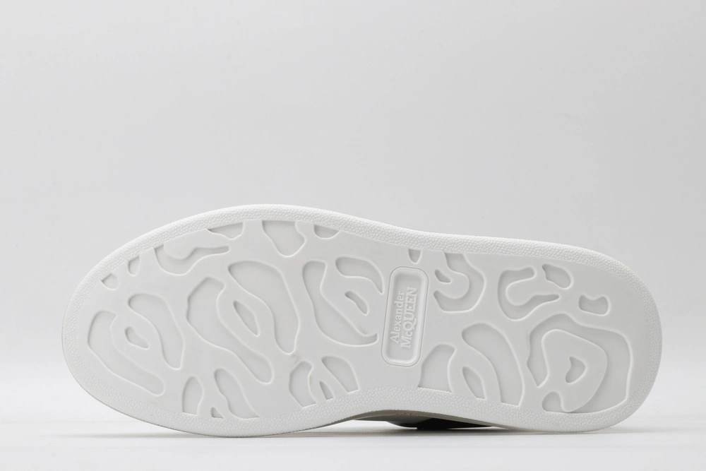 A*exander M*queen Sneaker HighQuality 3277