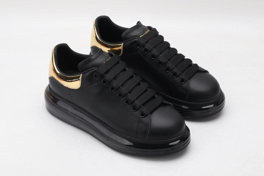 A*exander M*queen Sneaker Sporty 3319