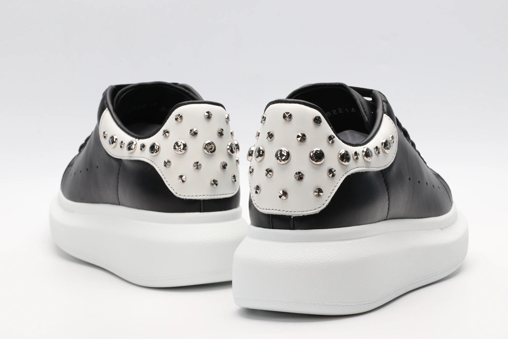 Compact A*exander M*queen Sneaker 3215