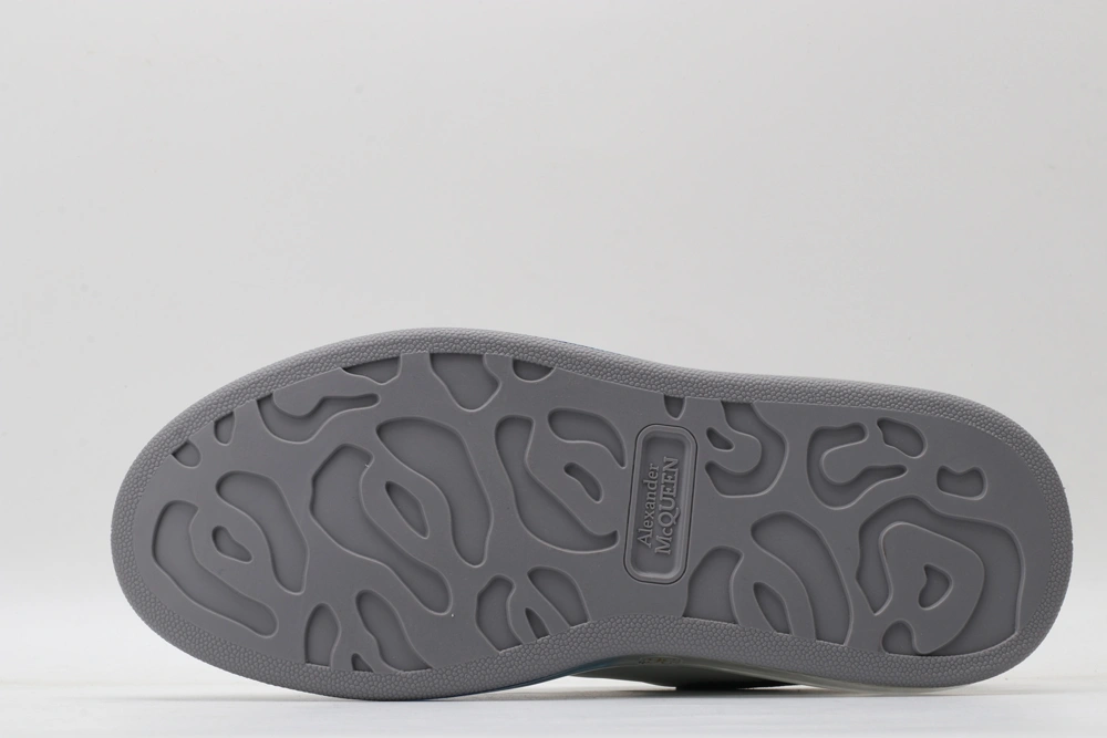 Stylish A*exander M*queen Sneaker 3273