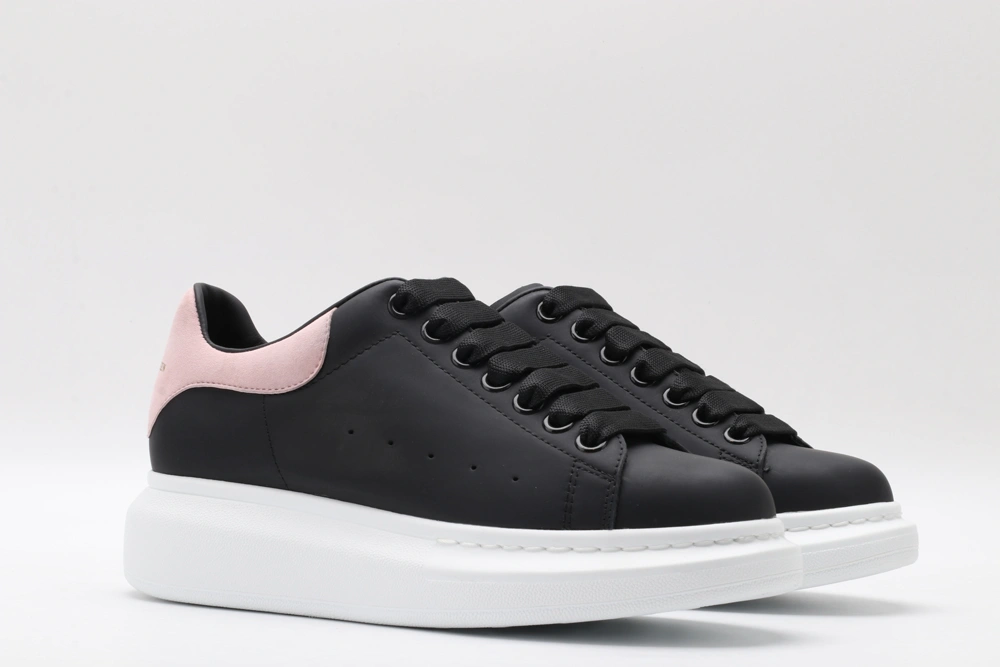 Original A*exander M*queen Sneaker 3216