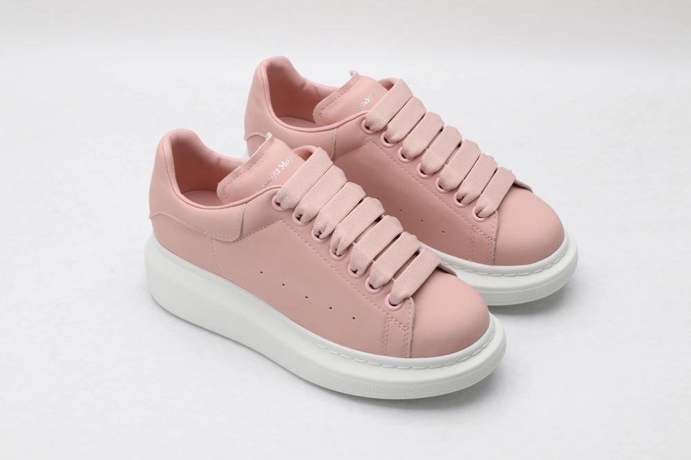 A*exander M*queen Sneaker SunProtective 3286