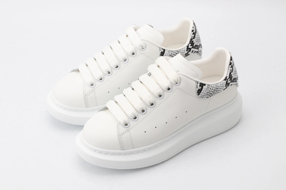FreshLook A*exander M*queen Sneaker 3345