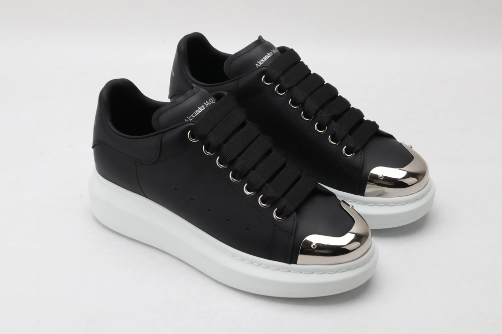 Trendy A*exander M*queen Sneaker 3280