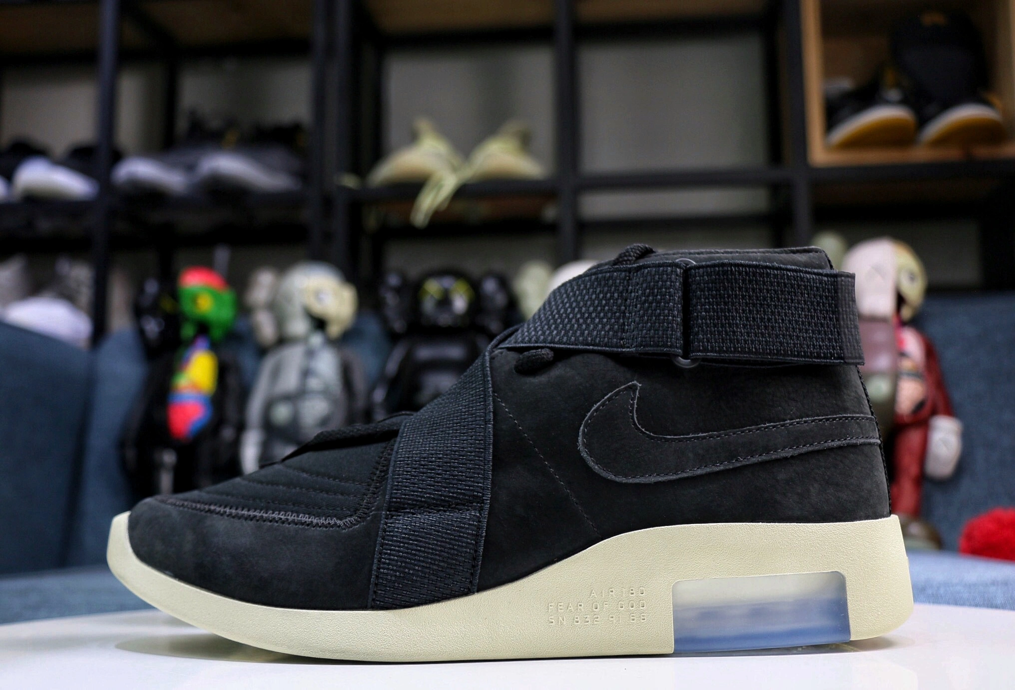 Air Fear of God 180 “ Black ” Supportive 1306