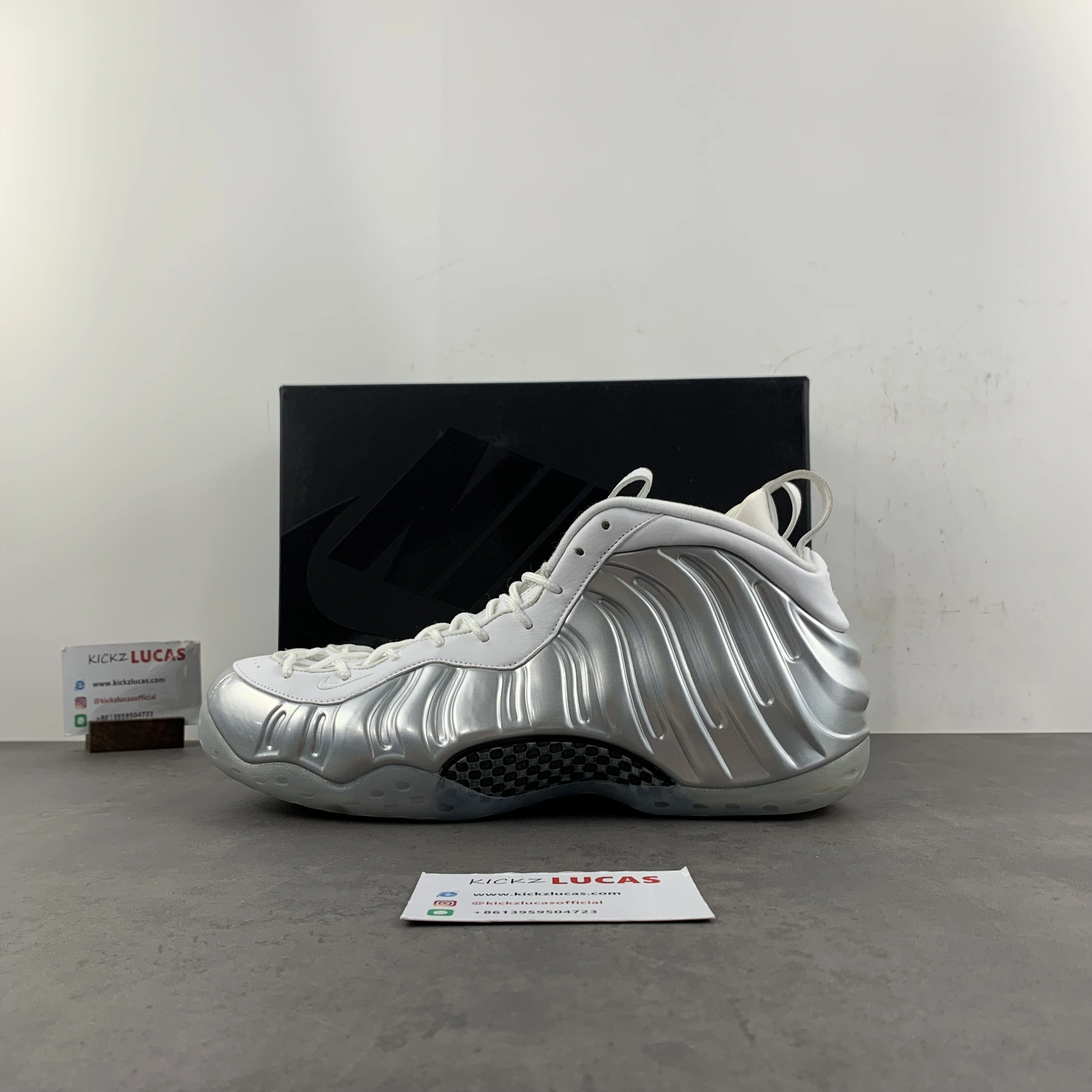 Air Foamposite One Chrome White AA3963- Bright 1273