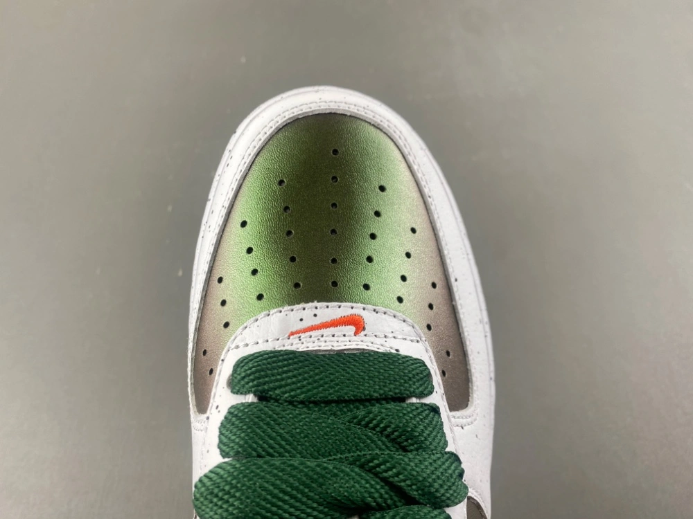 ComfortFit Air Force 1 Low Ducks of a Feather University of Oregon Egg or Duck IU7613- 702