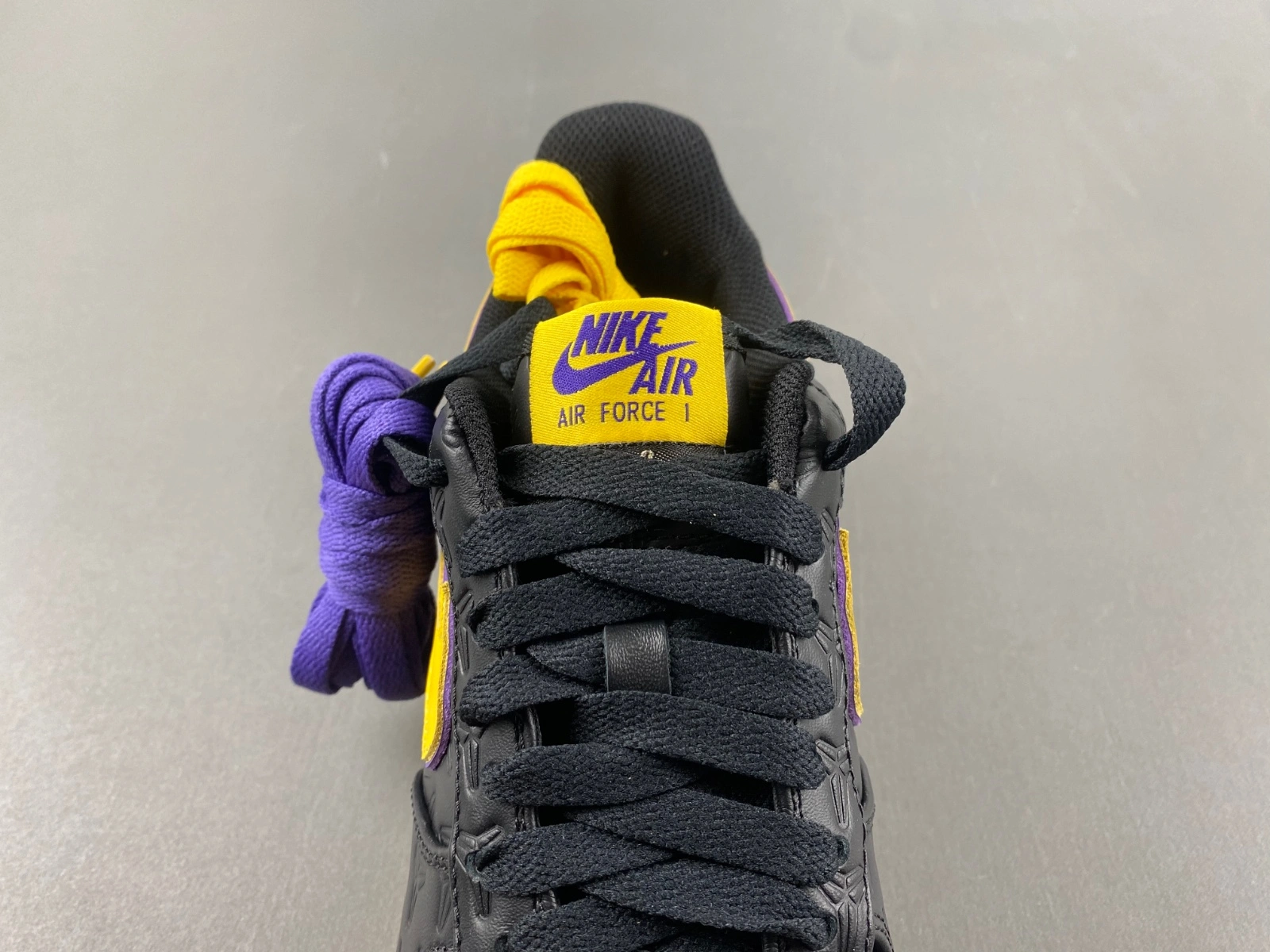Air Force 1 Low Kobe Bryant Lakers Away HV5122- Durable 710