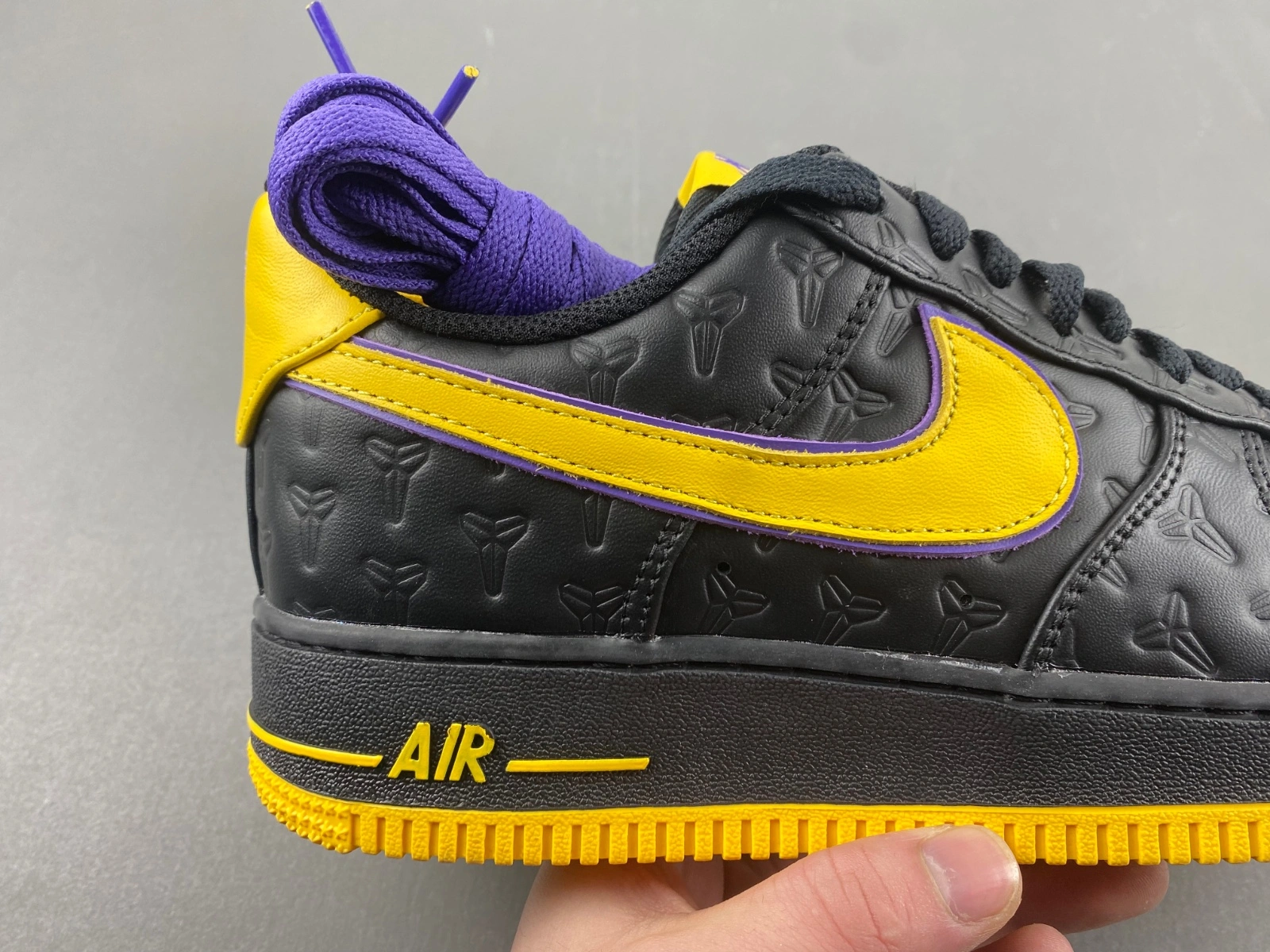 Air Force 1 Low Kobe Bryant Lakers Away HV5122- Durable 710