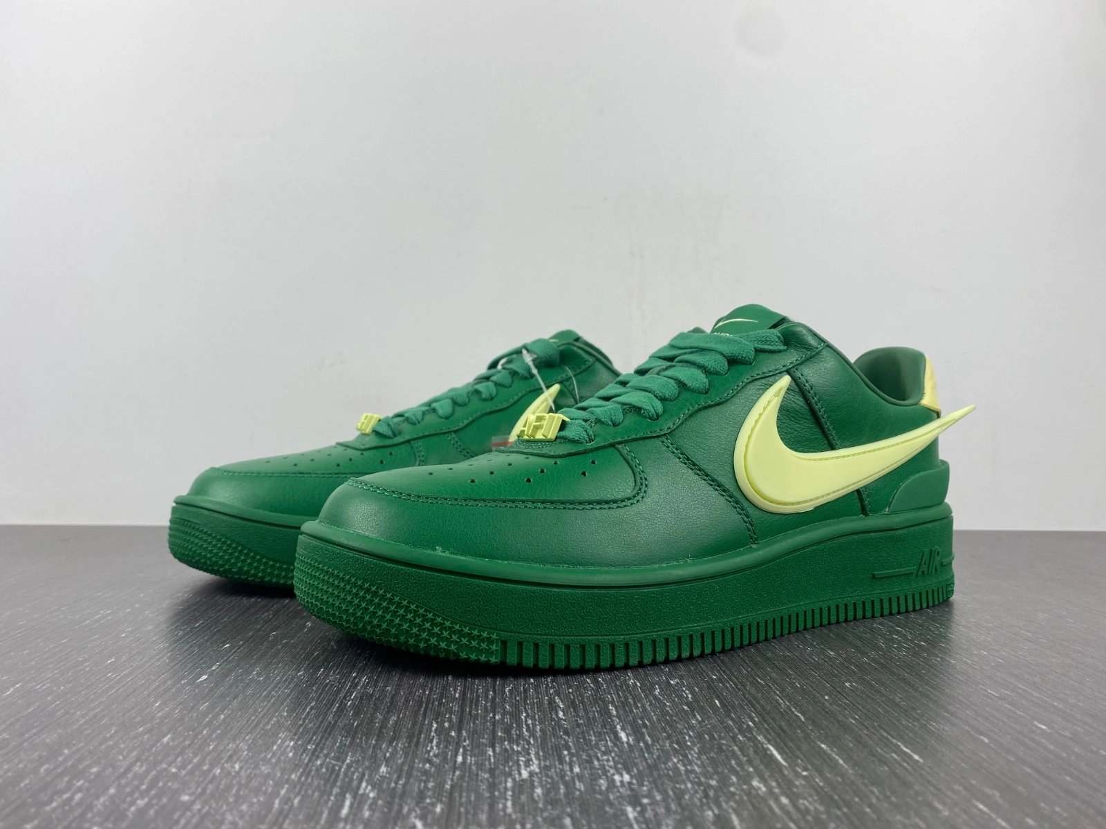 GoAnywhere Air Force 1 Low SP AMBUSH Pine Green DV3464- 747