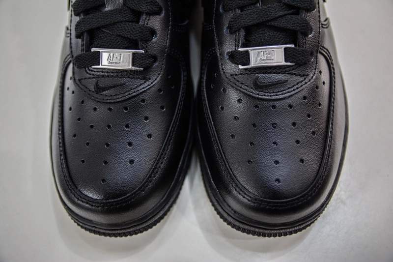 Air Force 1 Low Supreme Black CU9225- FlexibleFit 730
