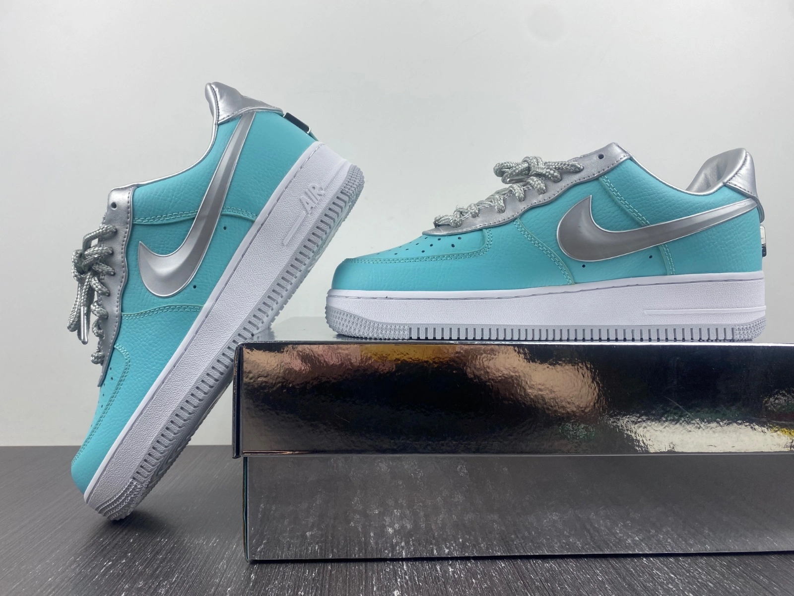 Air Force 1 Low Tiffany Blue Sliver DZ1382- SoftTouch 735