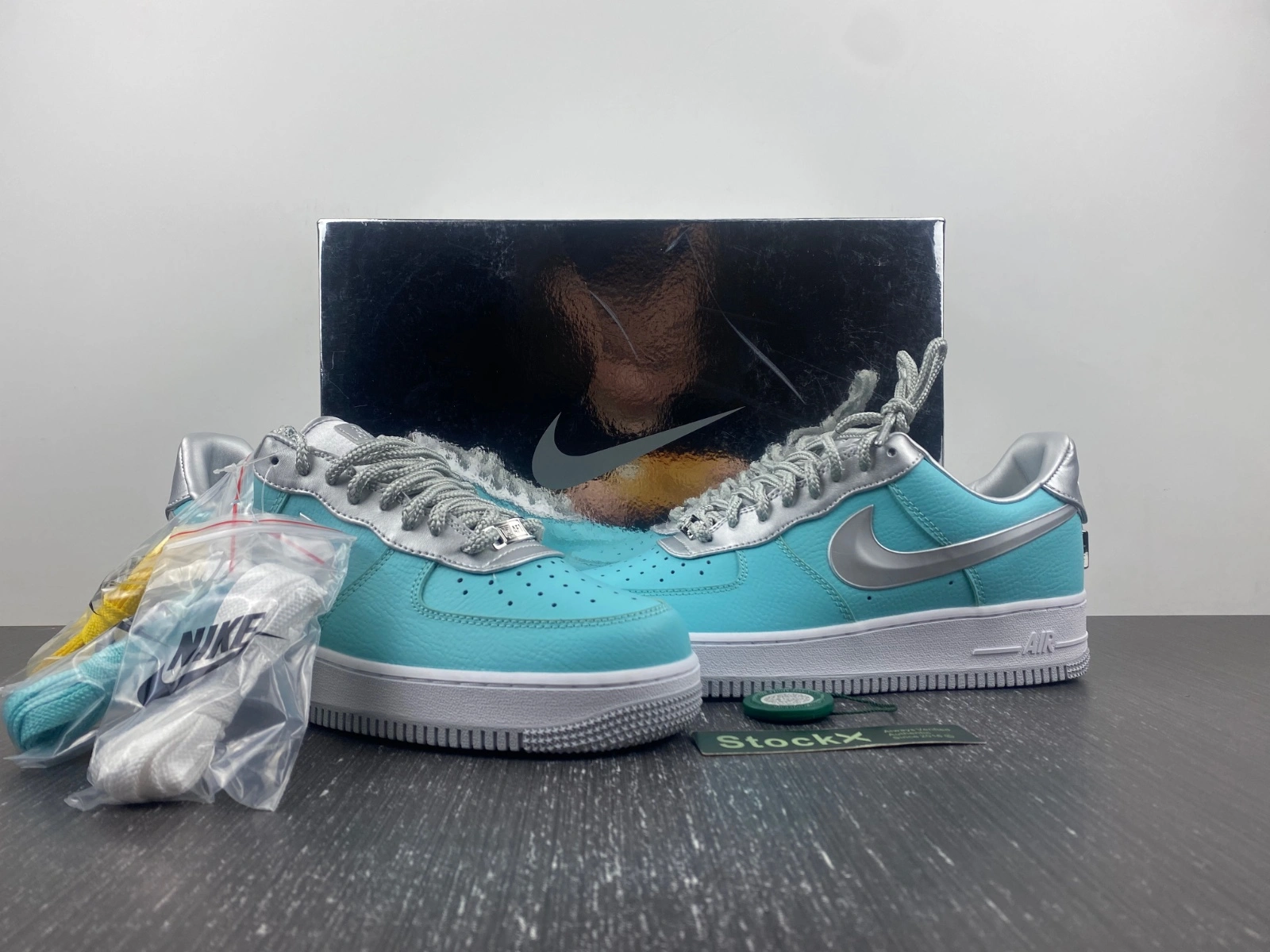 Air Force 1 Low Tiffany Blue Sliver DZ1382- SoftTouch 735