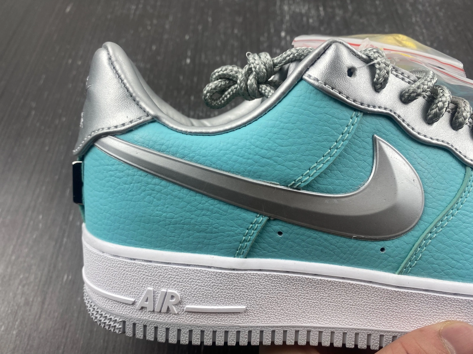 Air Force 1 Low Tiffany Blue Sliver DZ1382- SoftTouch 735