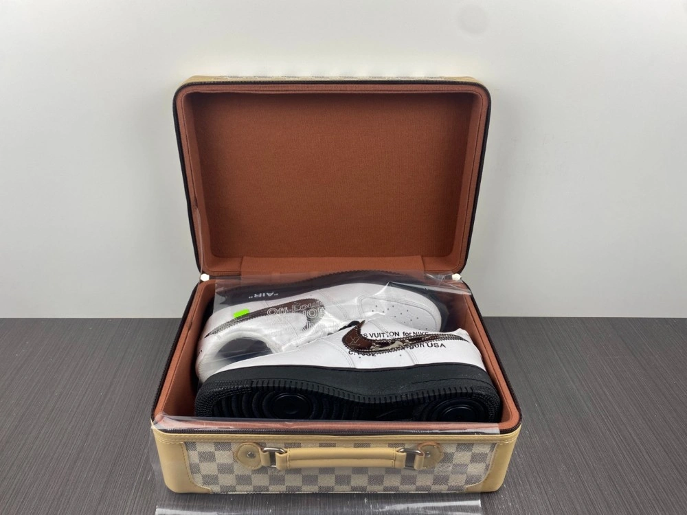 Unique Air Force 1 X L*V special box 4166