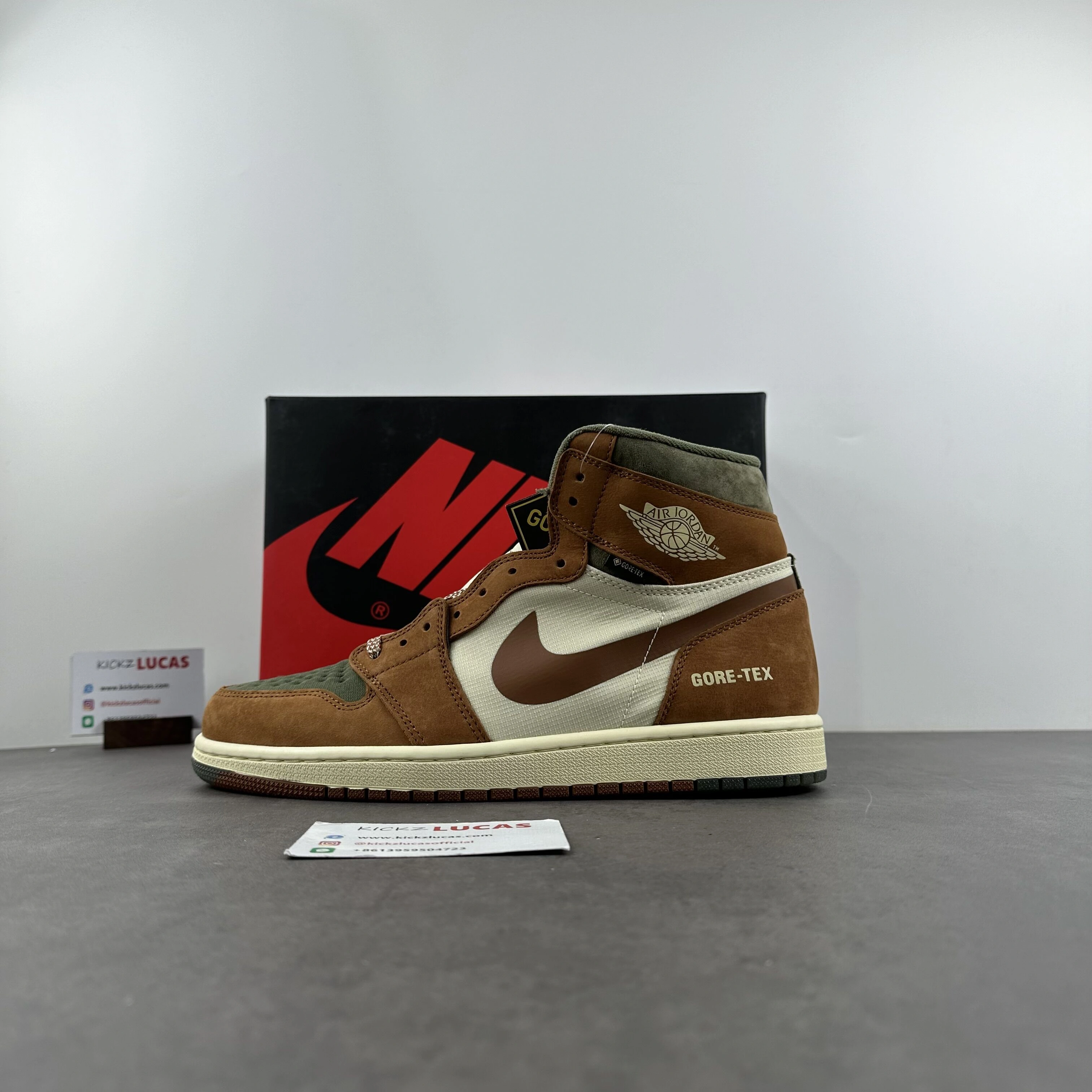 FlexibleFit Air Jordan 1 Gore-Tex DB2889- 1441