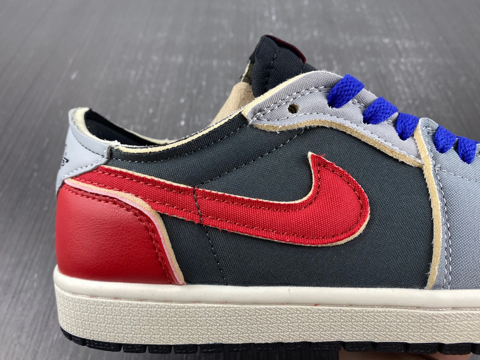 Trendsetting Air Jordan 1 Low AJ 1 Smoke red DV0982- 1592