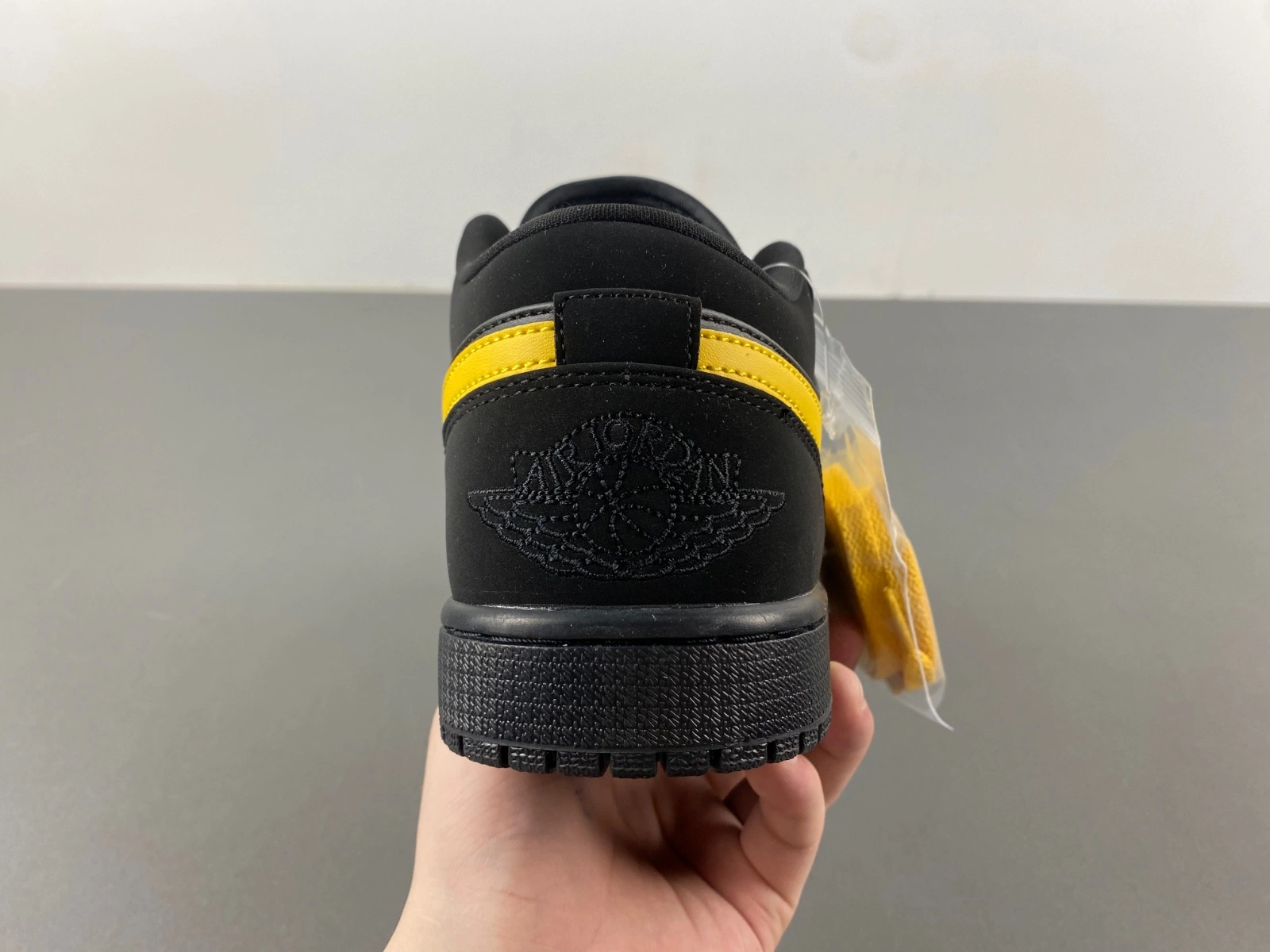 Neat Air Jordan 1 Low Black Gold Swoosh 553558- 1391