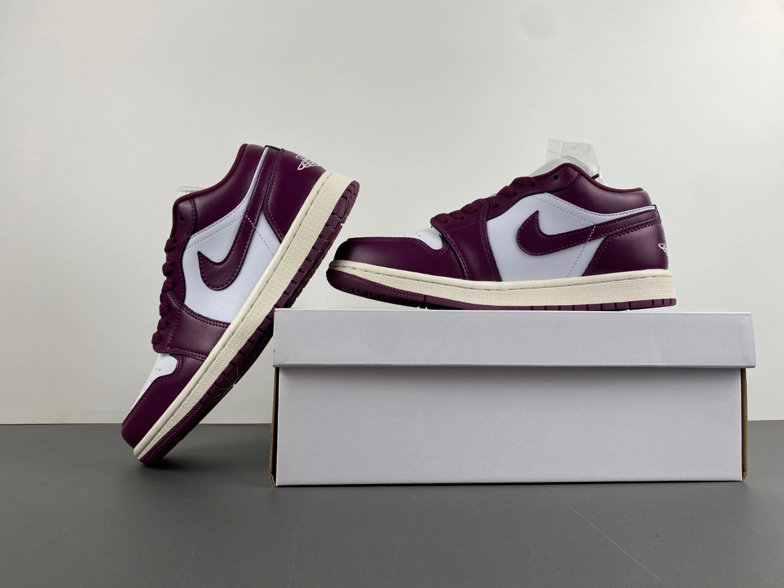 WaterResistant Air Jordan 1 Low Bordeaux DC0774- 1381