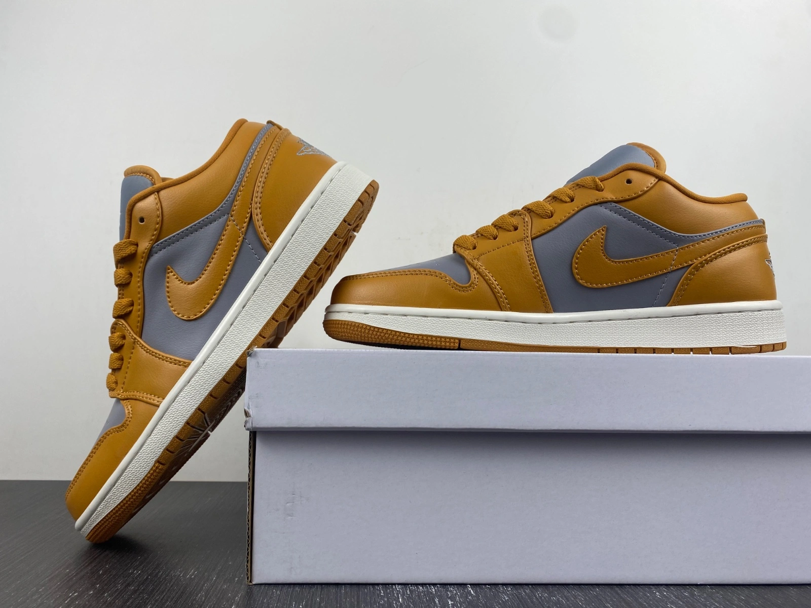 Lightweight Air Jordan 1 Low Cement Grey Chutney DC0774- 1541