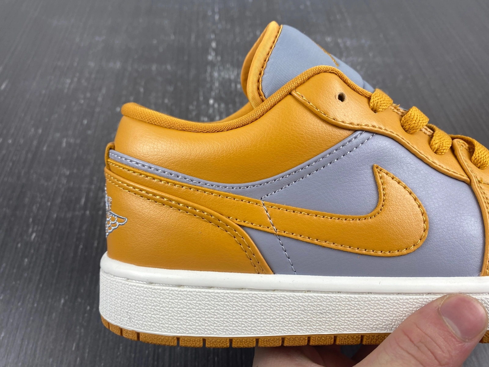 Lightweight Air Jordan 1 Low Cement Grey Chutney DC0774- 1541