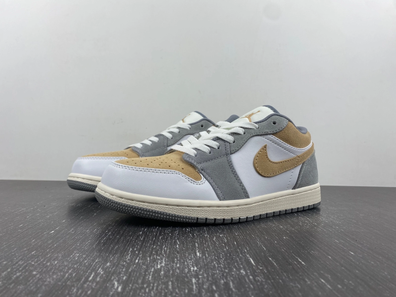 UrbanStyle Air Jordan 1 Low DC0774- 1494