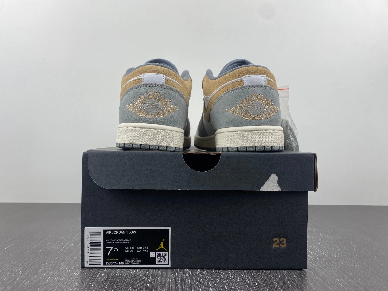 UrbanStyle Air Jordan 1 Low DC0774- 1494