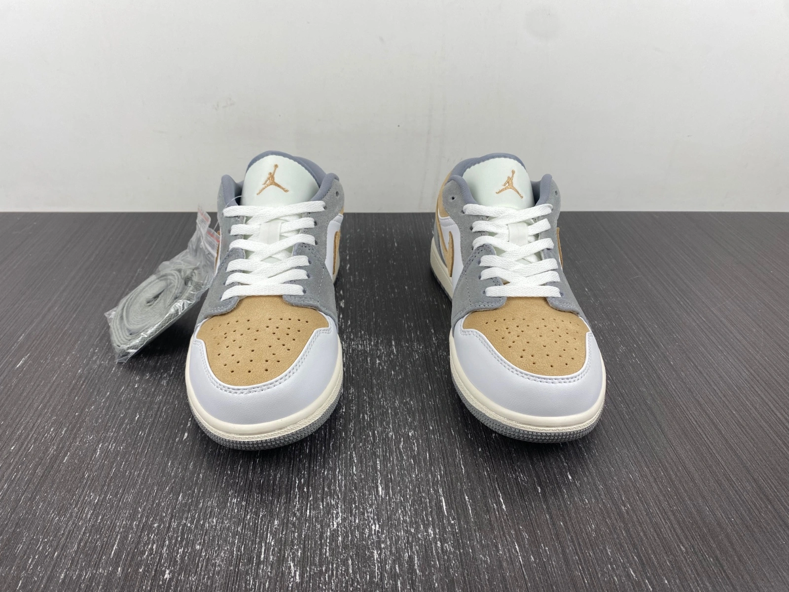 UrbanStyle Air Jordan 1 Low DC0774- 1494