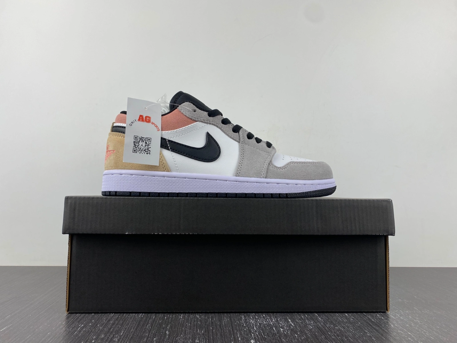 MultiPurpose Air Jordan 1 Low DX4334- 1571