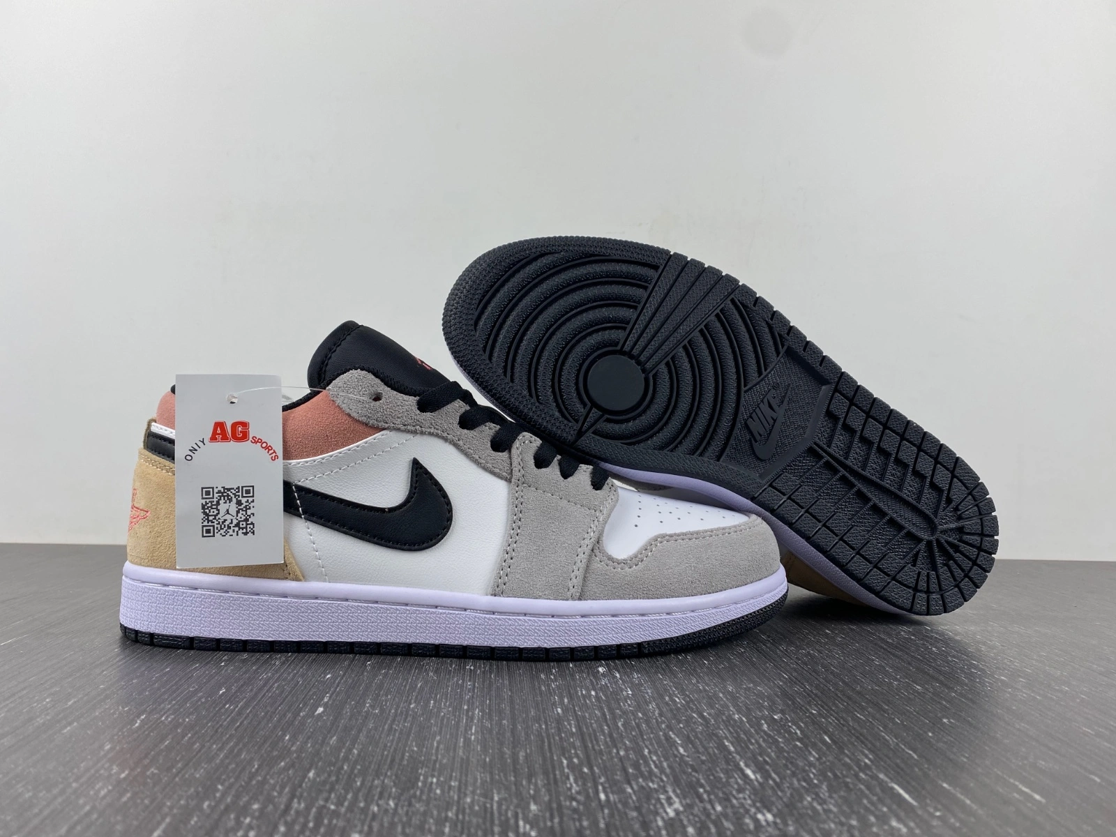 MultiPurpose Air Jordan 1 Low DX4334- 1571