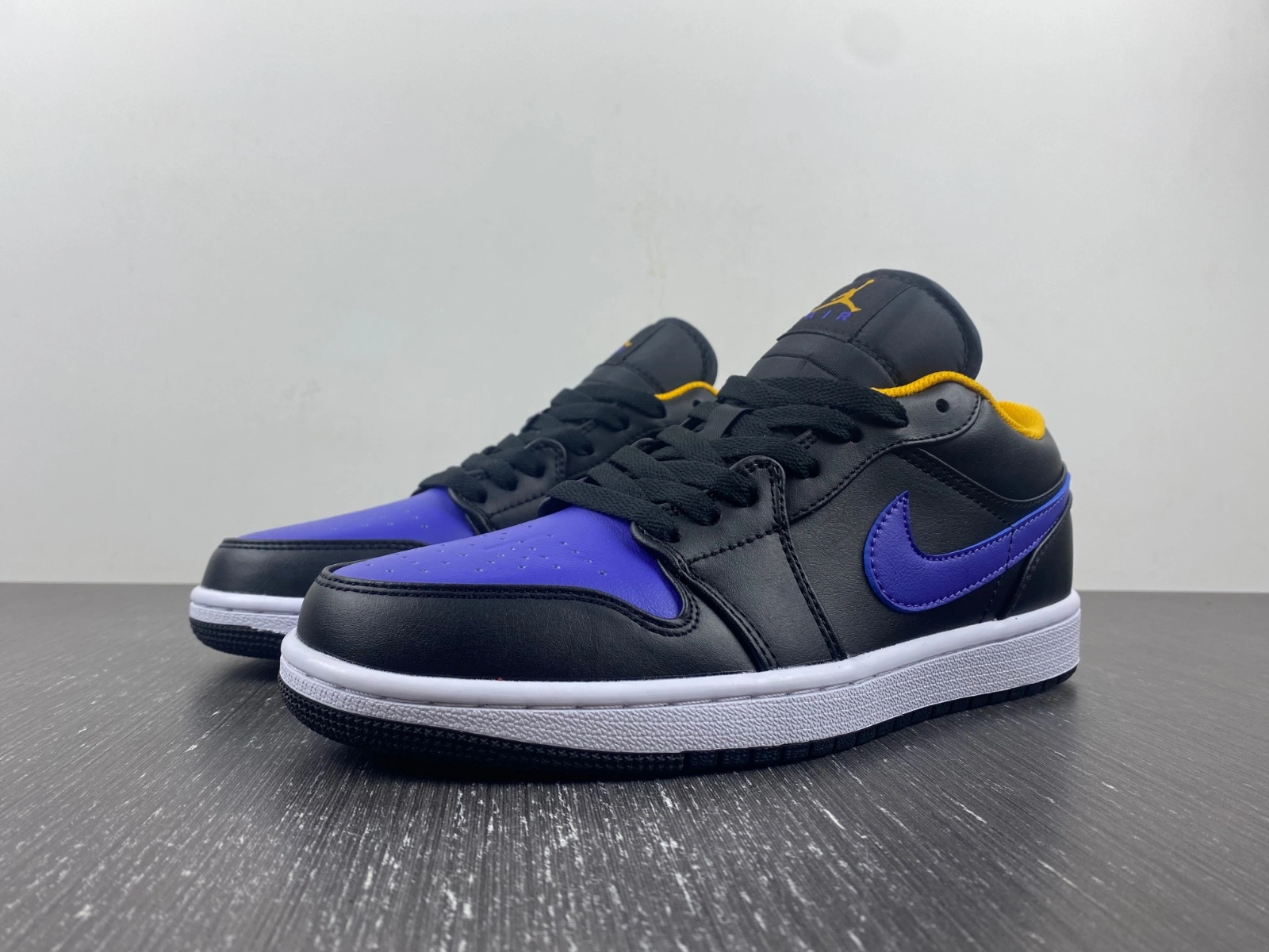 Reliable Air Jordan 1 Low Dark Concord 553558- 1566