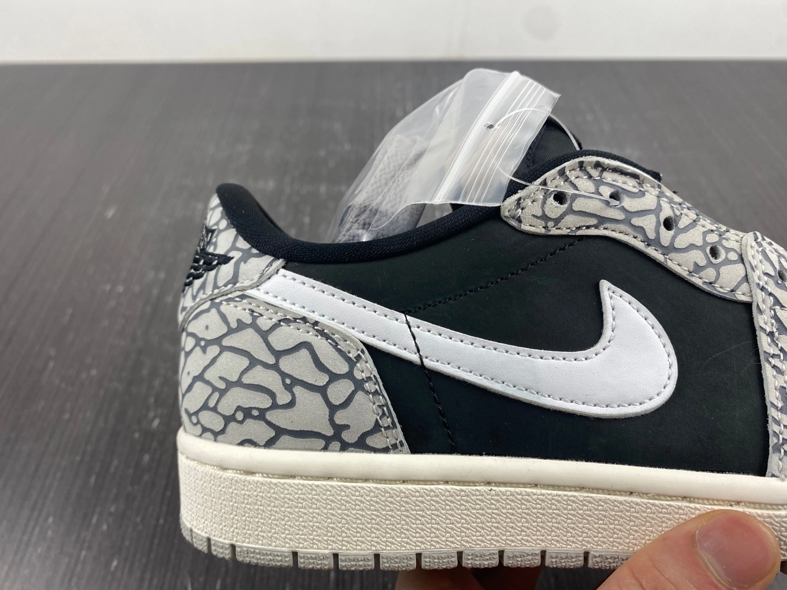 Air Jordan 1 Low Elephant Print CZ0790- Efficient 1556
