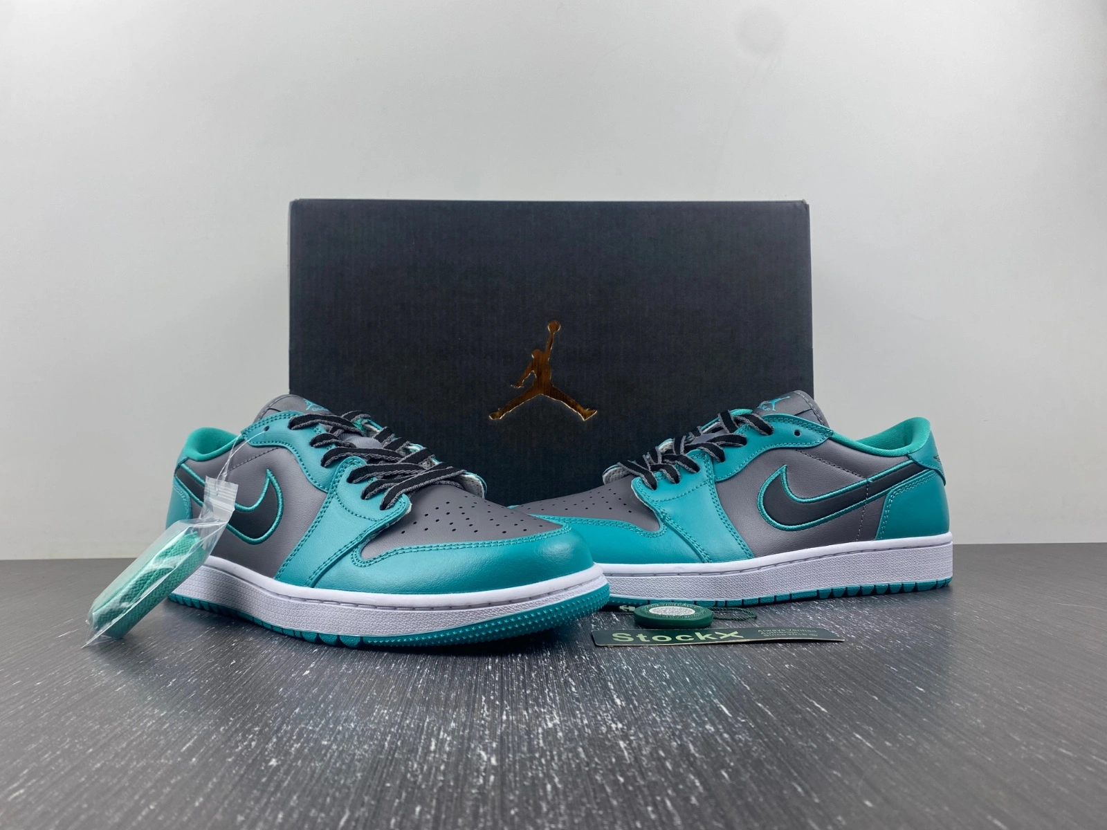 StreetReady Air Jordan 1 Low Golf Cool Grey Gamma Blue FZ3248- 1476