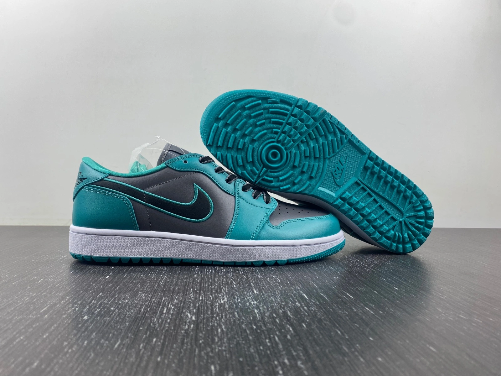 StreetReady Air Jordan 1 Low Golf Cool Grey Gamma Blue FZ3248- 1476