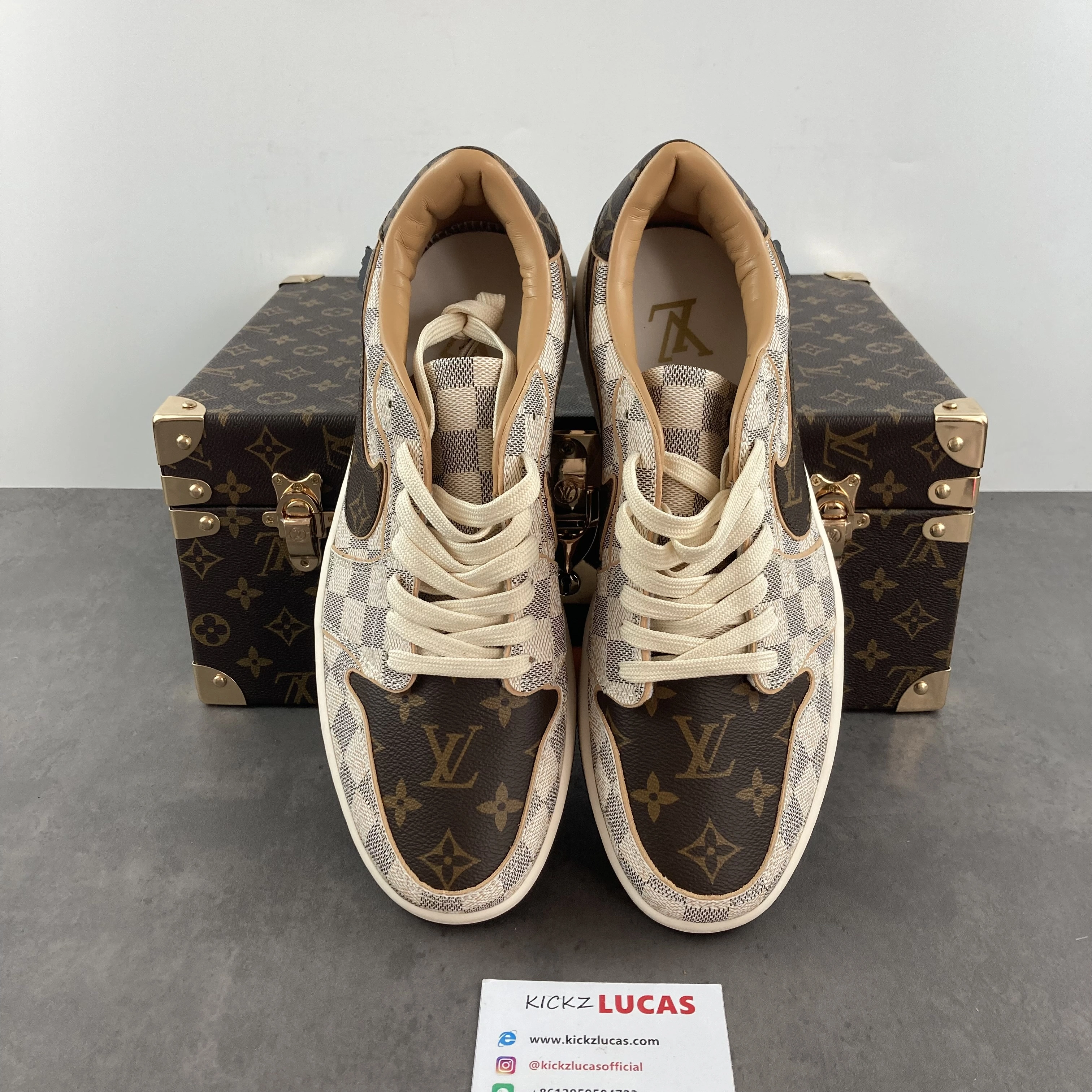 Air Jordan 1 Low L*V SURGEON MK TravelReady 1595